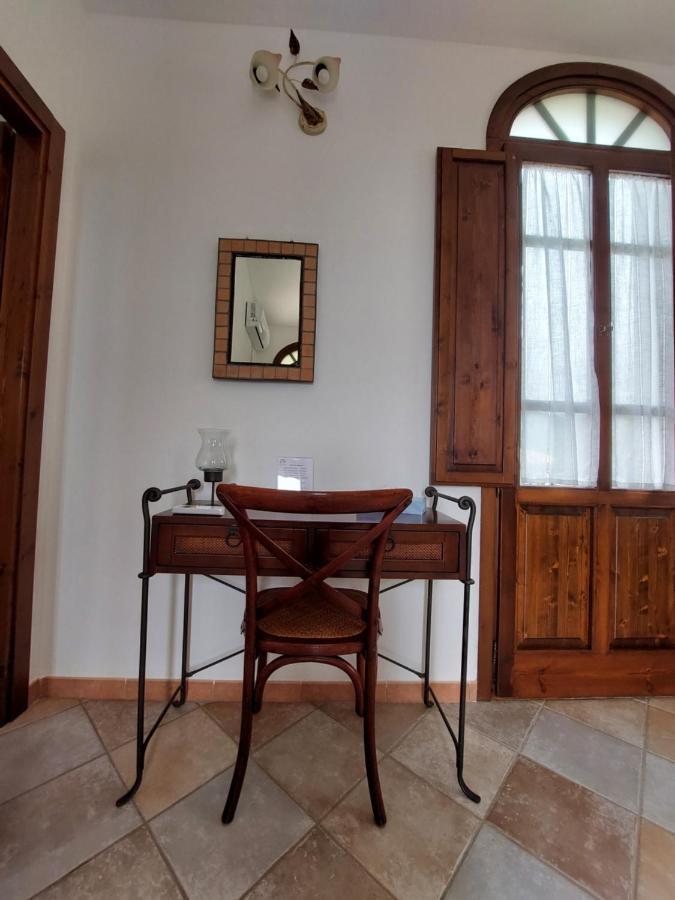Hotel La Corte Rosada Villasimius Extérieur photo