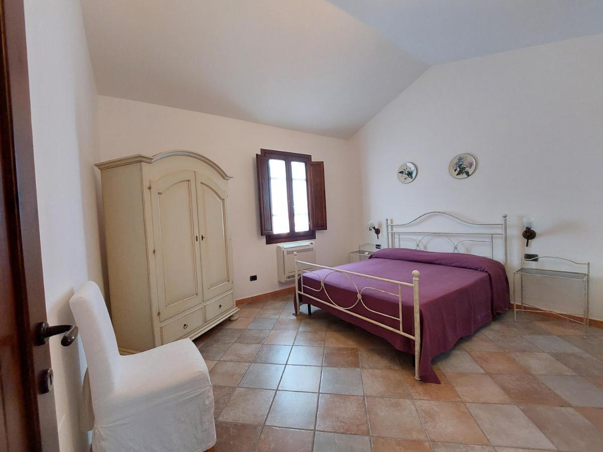 Hotel La Corte Rosada Villasimius Extérieur photo
